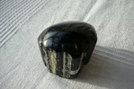 Turmalin</br></br>
H:3,0cm/B:5,00cm</br>
Art.Nr.00TS90</br></br>
€   9,00