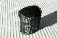 Turmalin</br></br>
H: 5,5cm/B:4,0cm</br>
Art.Nr.00T160</br></br>
€   14,00