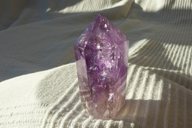 Amethyst -Spitze</br>  </br>  
H:6,5cm</br>  
Art.Nr.00AS10</br>  </br>  
€   23,00