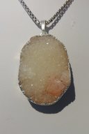 </br></br></br>
Achat </br>
in silber gefasst
</br>
L:3,5xB:2,5xH:1,5cm
</br>
Art.Nr.A0006</br></br>
€   21,00